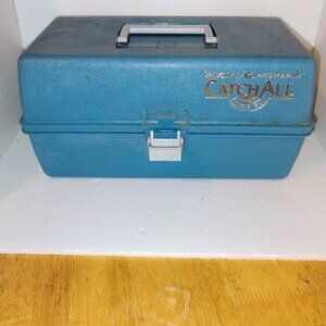 Vintage Roland Martin tackle box